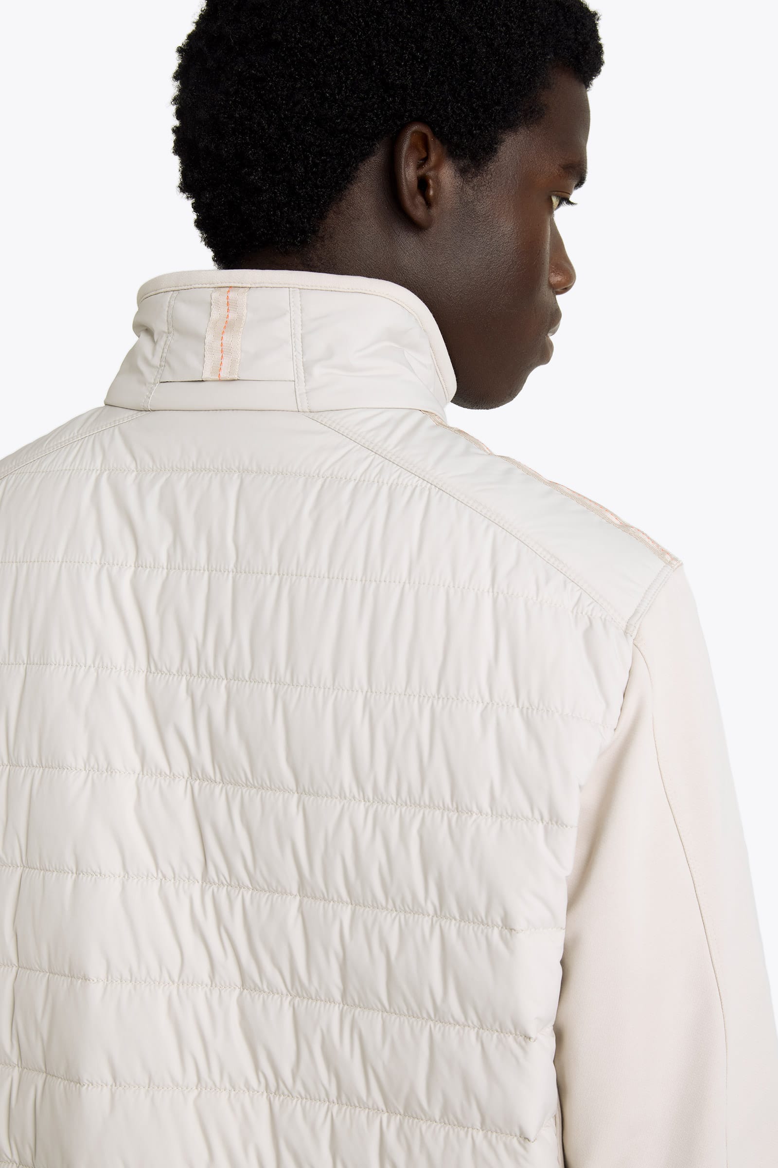 26SMPMHYFP02P06_0269_13